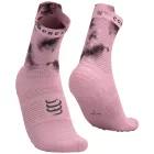 Compressport Pro Racing Socks V4.0 Run High Cut Eat My Dust! Zephyr Tie Dye futózokni