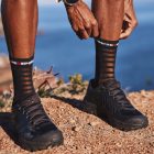 Compressport Pro Racing Socks V4.0 Ultralight Run High Cut futózokni