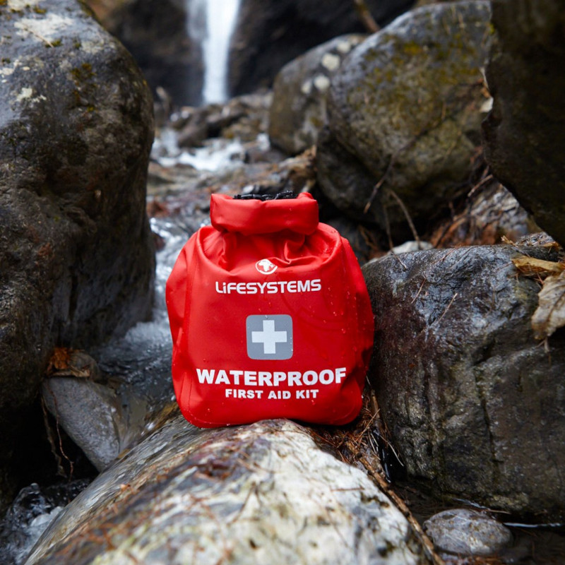 Lifesystems Waterproof First Aid Kit vízálló elsősegély csomag
